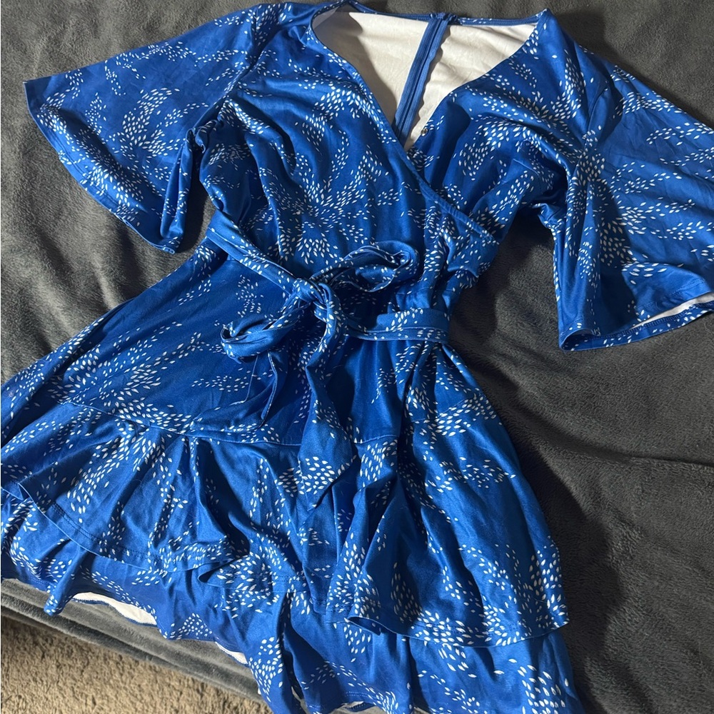 Floral Rompers - Picture 6 of 9